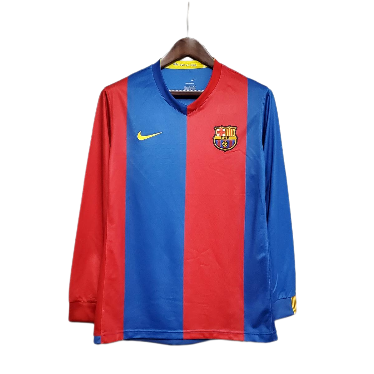 Retro Barcelona 06/07 Long sleeve Home Soccer Jersey